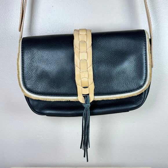 Tommy Bahama Santa Rosa Black Leather Woven Crossbody Bag MSRP $188 Boho Coastal - Picture 1 of 12